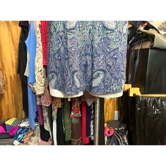 Lucky Brand Blouse Top Lightweight V-Neck Blue Boho Paisley Sz L Paisley - Picture 2 of 9